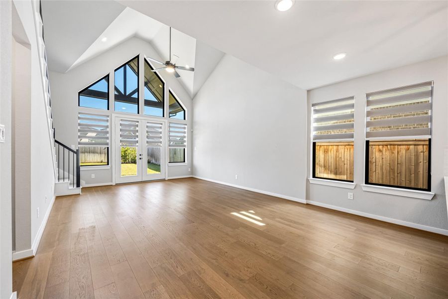 Bright and spacious family gathering area
