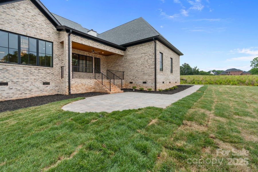 Pictures are from same home plan from builder in another neighborhood. Pictures to be updated November 2025 of current build. Pictures are from same home plan from builder in another neighborhood. Pictures to be updated November 2025 of current build.