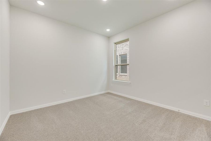 Spacious, unfurnished interior of a new home in Sutton Fields, Celina (Image 23).