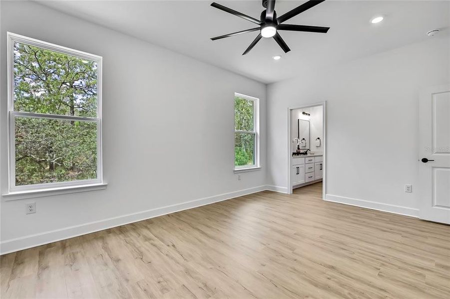 Spacious, unfurnished interior of a new home in , Brooksville (Image 39).