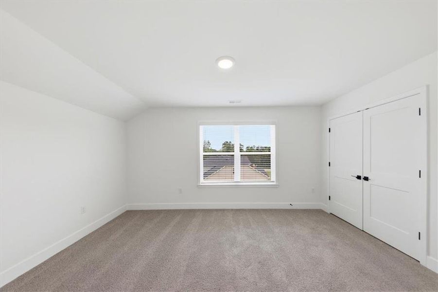 Spacious, unfurnished interior of a new home in Tuscany Hills, Douglasville (Image 23). Spacious, unfurnished interior of a new home in Tuscany Hills, Douglasville (Image 23).