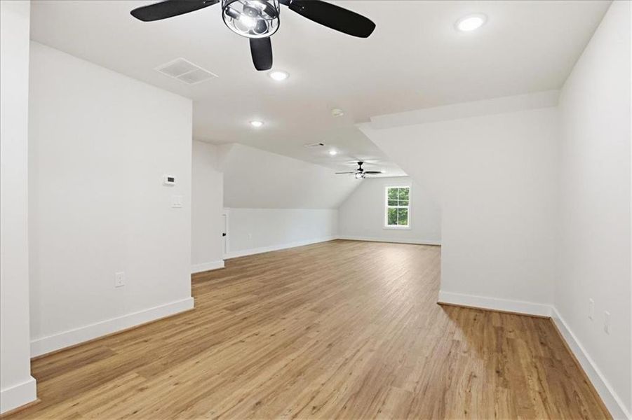 Spacious, unfurnished interior of a new home in , Monroe (Image 57).