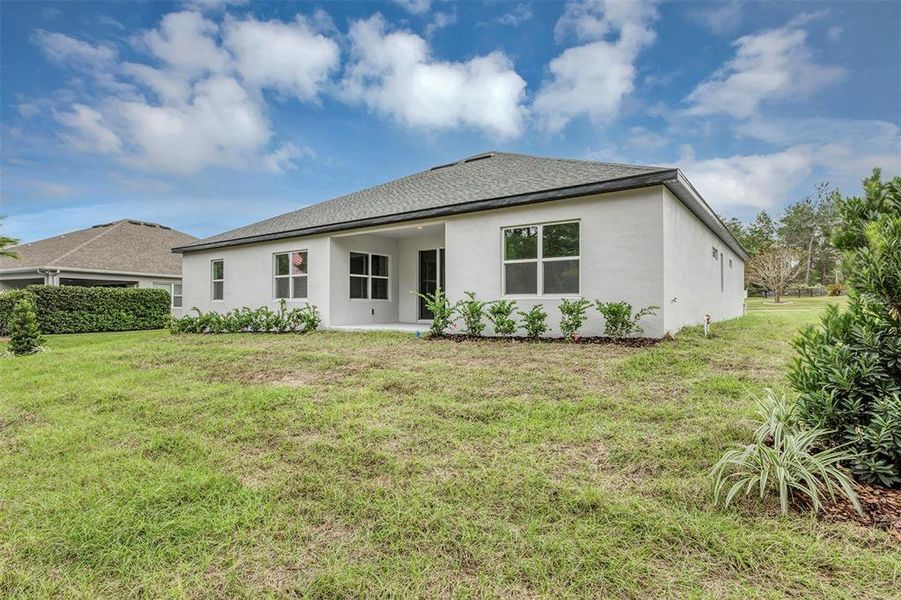Exterior details and patio area of a home in , Homosassa (Image 3). Exterior details and patio area of a home in , Homosassa (Image 3).