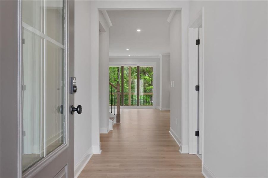 Spacious, unfurnished interior of a new home in Tiberon Woods, Cumming (Image 19).