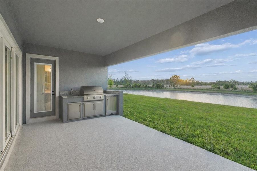 Exterior details and patio area of a home in , Zephyrhills (Image 3).