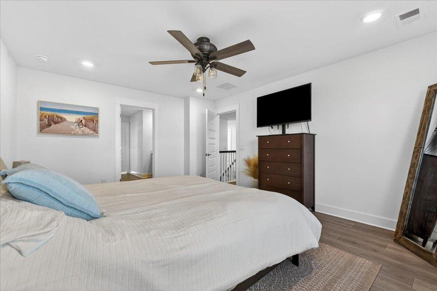 Furnished interior view inside a new home in The Coves at Lakes of Cane Bay, Summerville (Image 17). Furnished interior view inside a new home in The Coves at Lakes of Cane Bay, Summerville (Image 17).