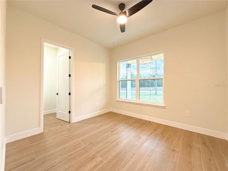 Spacious, unfurnished interior of a new home in , Dunnellon (Image 44).