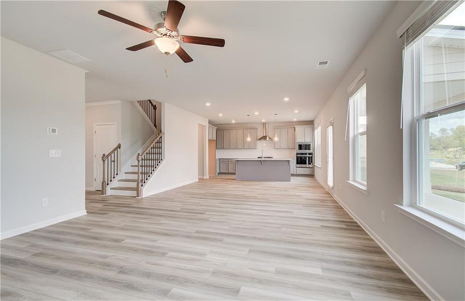 Spacious, unfurnished interior of a new home in Cooper Park, McDonough (Image 25).
