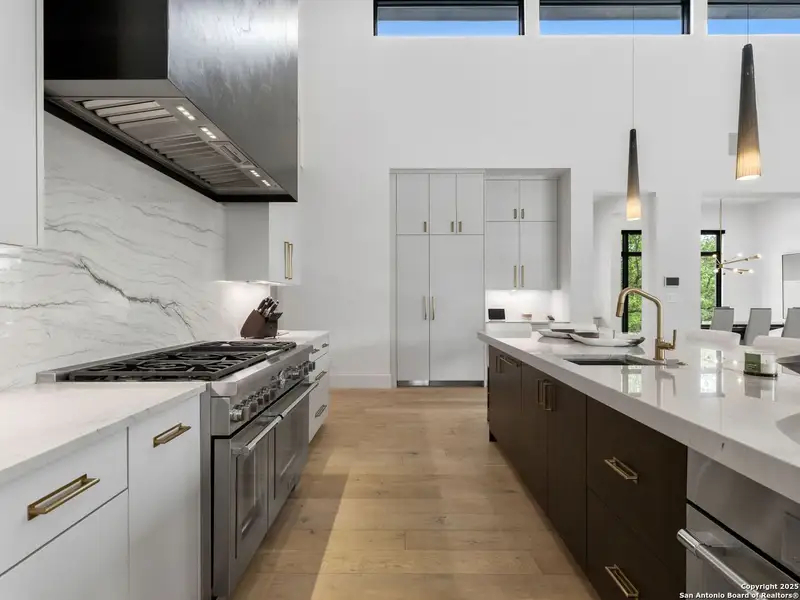 Image 49 of a home in .