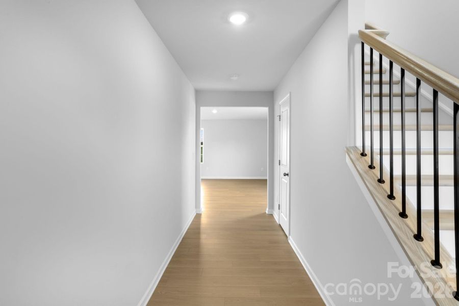 Spacious, unfurnished interior of a new home in Cleveland Hill, Shelby (Image 14).