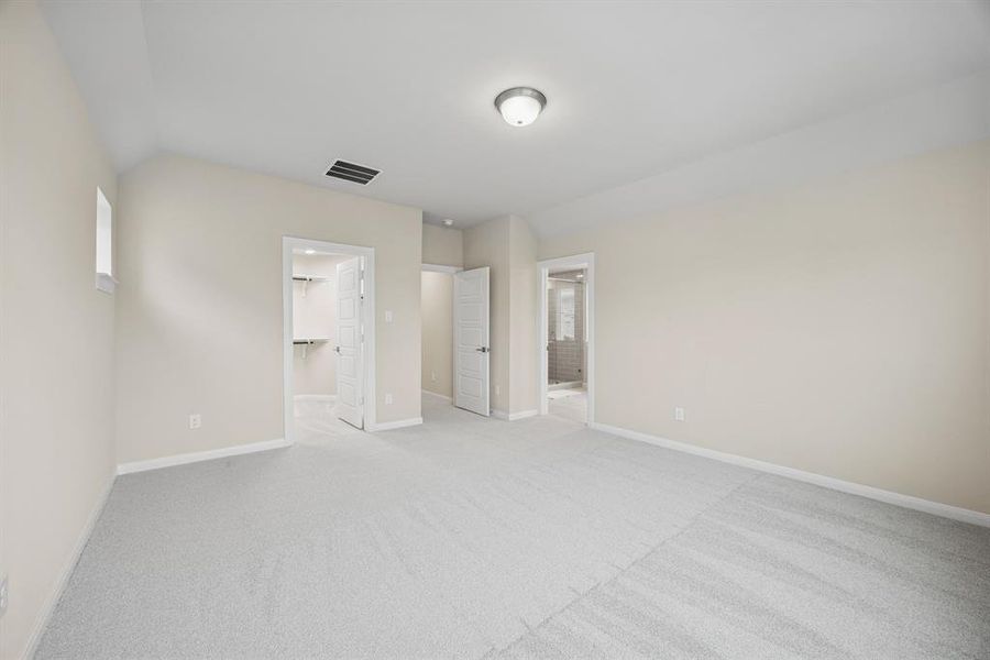 Spacious, unfurnished interior of a new home in Painted Tree Woodland West – Cottages, McKinney (Image 22).