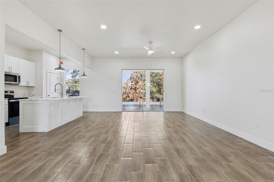 Spacious, unfurnished interior of a new home in , Deltona (Image 13).