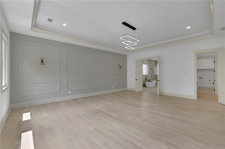 Spacious, unfurnished interior of a new home in , Auburn (Image 29).