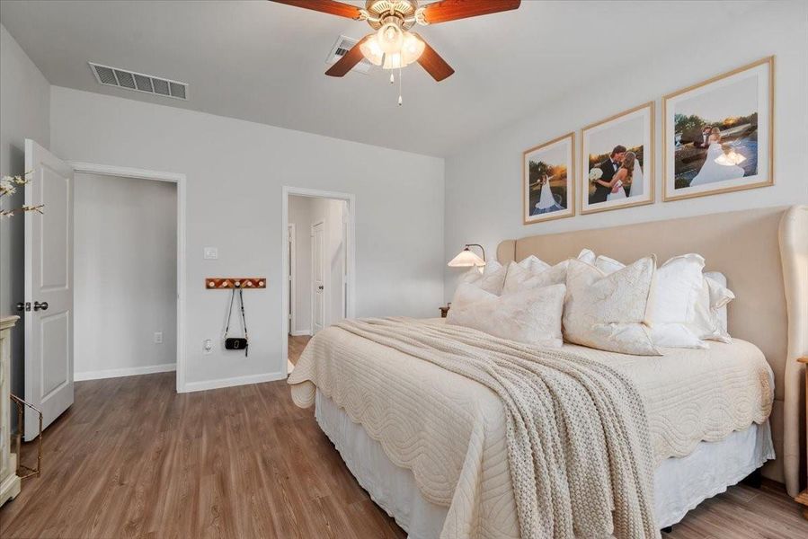 Furnished interior view inside a new home in , Montgomery (Image 38). Furnished interior view inside a new home in , Montgomery (Image 38).