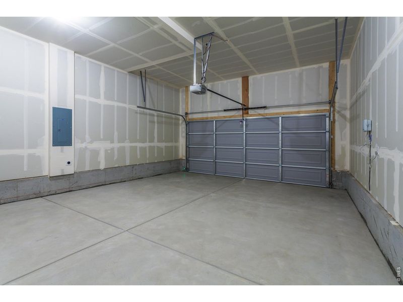 Image 37 of a home in .