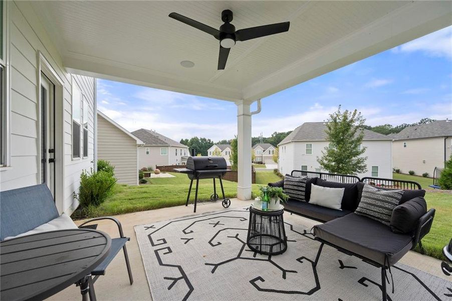 Furnished interior view inside a new home in Avenbrook, Mableton (Image 27).