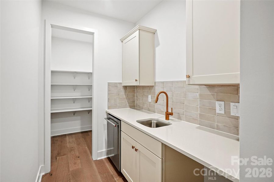 Furnished interior view inside a new home in Parkside Crossing, Charlotte (Image 6).