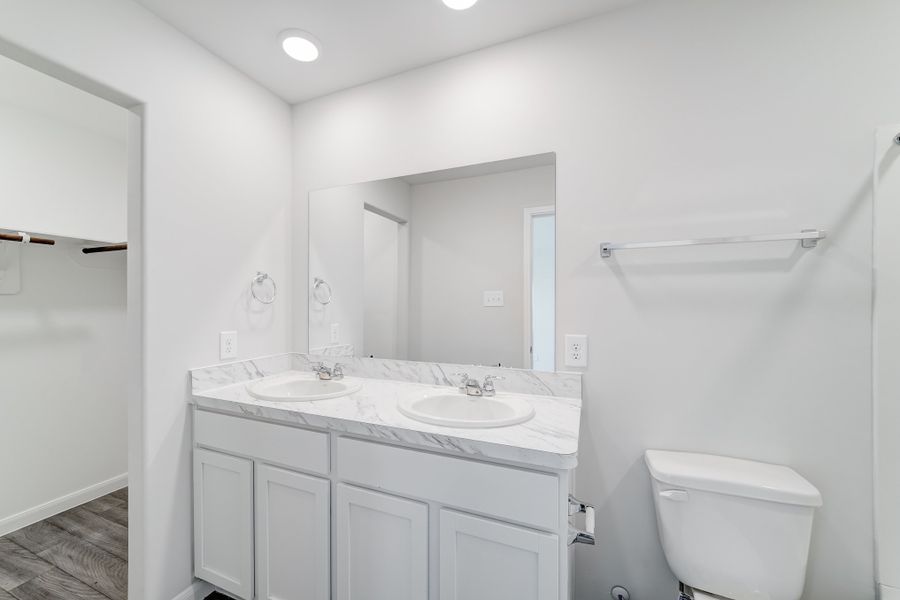 Representative furnished interior of a home built from the Washington by National HomeCorp in Forest Ridge, Edgefield (Image 14). Representative furnished interior of a home built from the Washington by National HomeCorp in Forest Ridge, Edgefield (Image 14).
