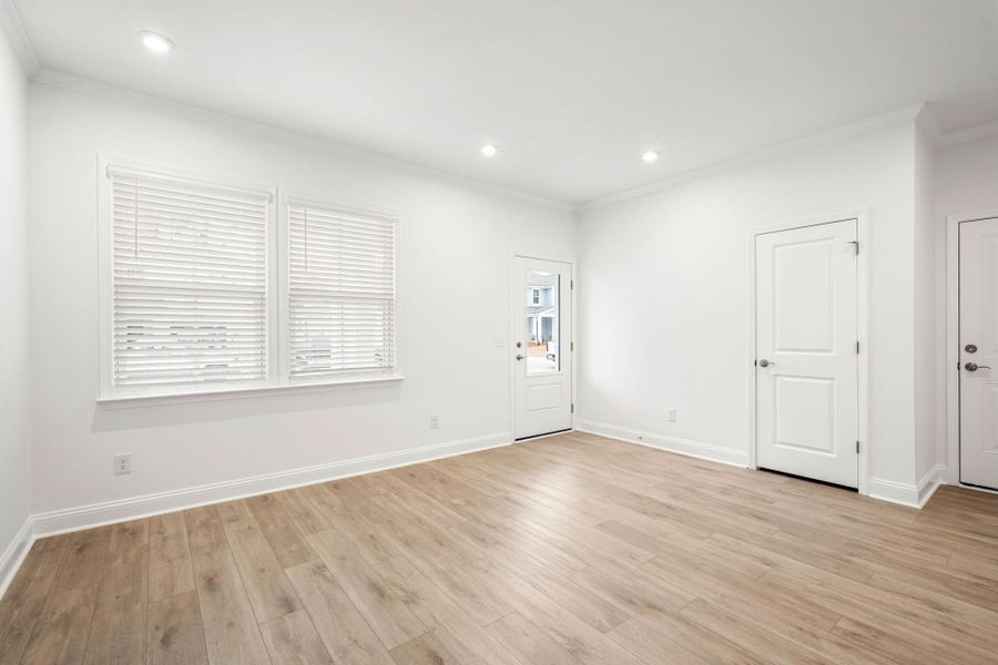 Spacious, unfurnished interior of a new home in Salem Bay, Beaufort (Image 34).