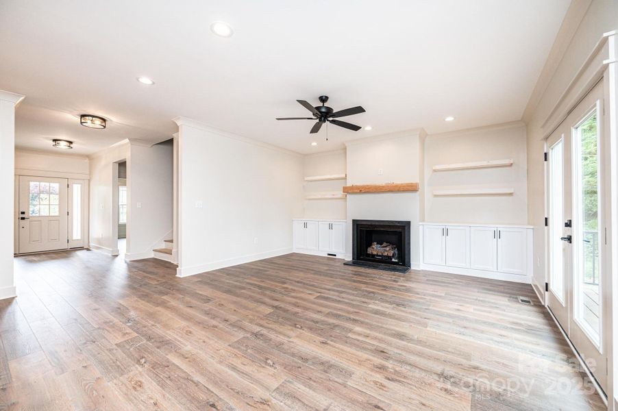 Spacious, unfurnished interior of a new home in , Hickory (Image 37). Spacious, unfurnished interior of a new home in , Hickory (Image 37).