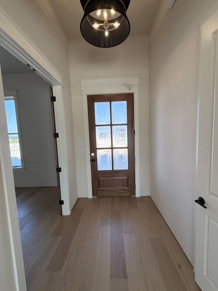 Spacious, unfurnished interior of a new home in Aledo Heights - Aledo ISD, Aledo (Image 11).