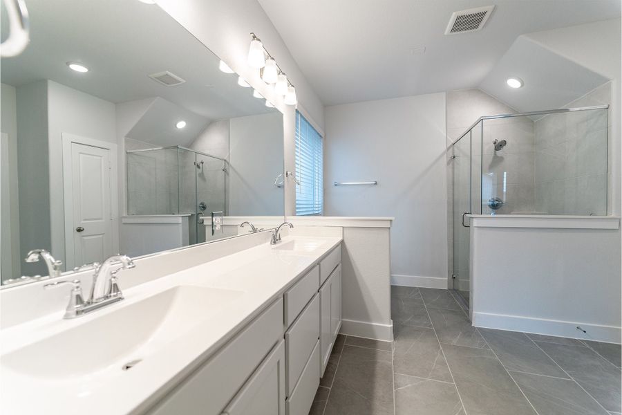 Furnished interior view inside a new home in Sunfield, Buda (Image 7).