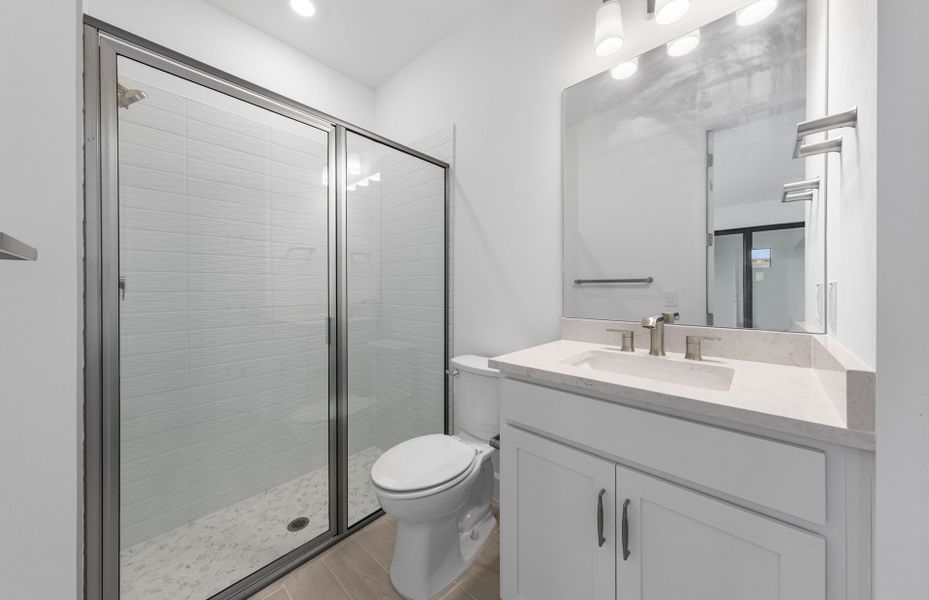 Furnished interior view inside a new home in Del Webb Naples, Immokalee (Image 6).