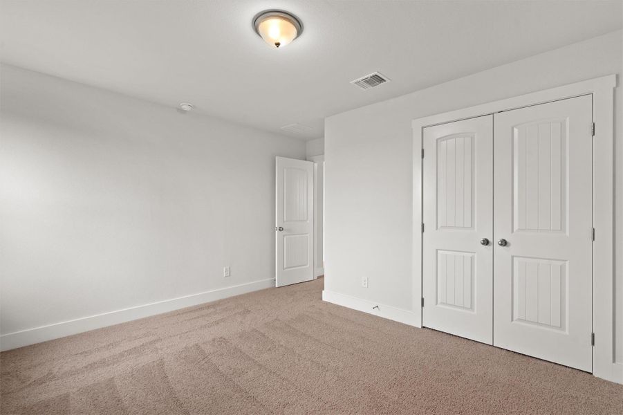 Spacious, unfurnished interior of a new home in Enclave at Cele, Pflugerville (Image 33). Spacious, unfurnished interior of a new home in Enclave at Cele, Pflugerville (Image 33).