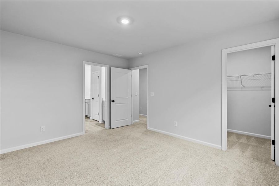 Spacious, unfurnished interior of a new home in Fieldstone, Lexington (Image 45). Spacious, unfurnished interior of a new home in Fieldstone, Lexington (Image 45).