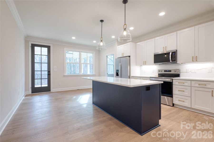 Furnished interior view inside a new home in , Catawba (Image 7).