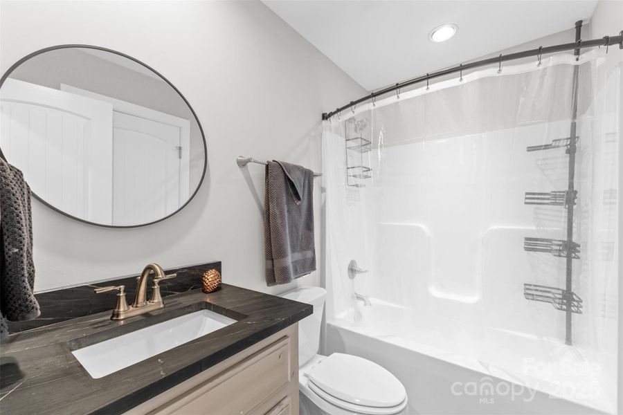 Second floor full bathroom