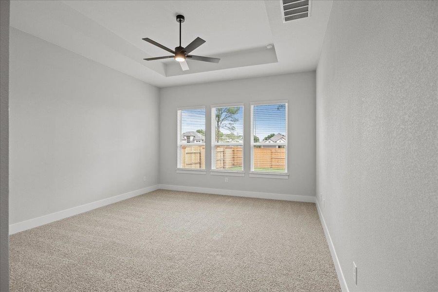 Spacious, unfurnished interior of a new home in 6 Creeks, Kyle (Image 17). Spacious, unfurnished interior of a new home in 6 Creeks, Kyle (Image 17).