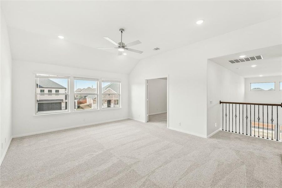 Spacious, unfurnished interior of a new home in Sutton Fields, Celina (Image 33).