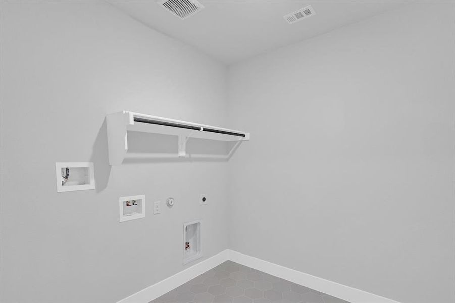 Spacious, unfurnished interior of a new home in Ten Mile Creek Estates, DeSoto (Image 26). Spacious, unfurnished interior of a new home in Ten Mile Creek Estates, DeSoto (Image 26).