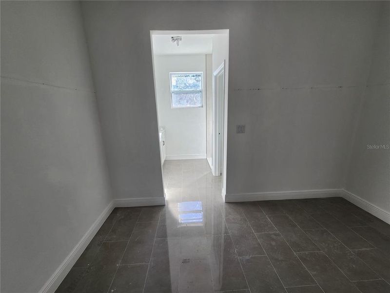 Spacious, unfurnished interior of a new home in , Palm Bay (Image 3).