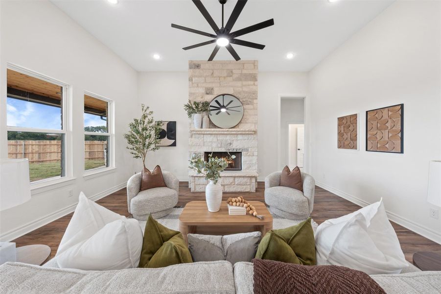 Furnished interior view inside a new home in , Salado (Image 27). Furnished interior view inside a new home in , Salado (Image 27).