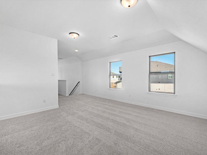 Spacious, unfurnished interior of a new home in Emory Glen, Magnolia (Image 17).