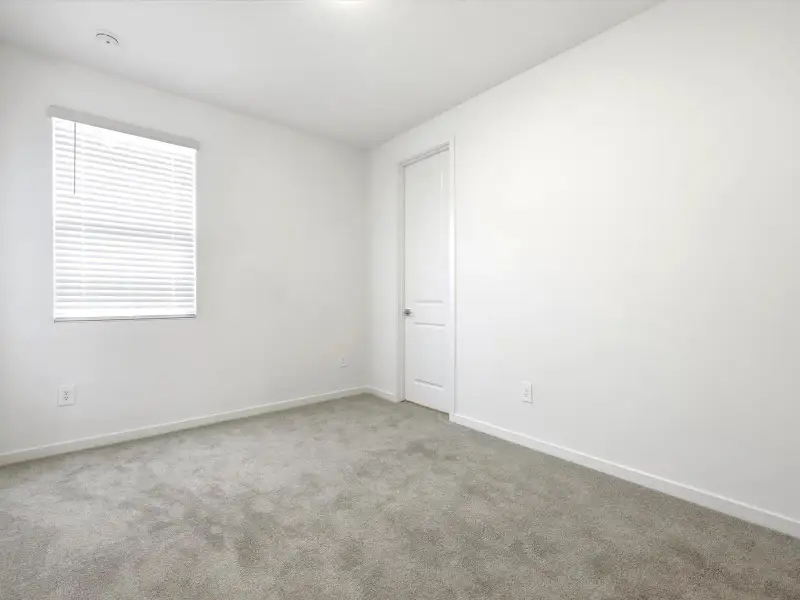 Spacious, unfurnished interior of a new home in Allure Vista Reserve Series, Buckeye (Image 12).