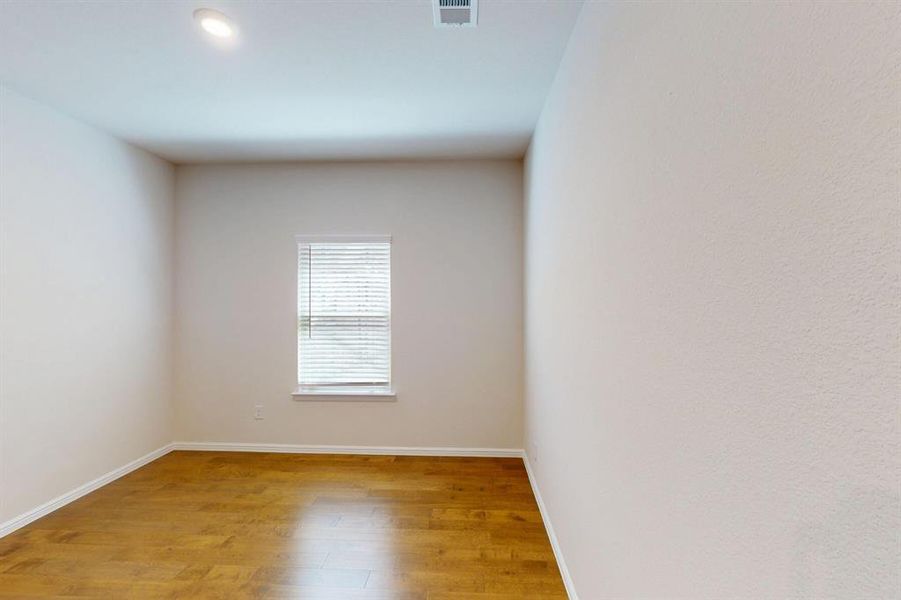 Spacious, unfurnished interior of a new home in The Preserve, Justin (Image 15).