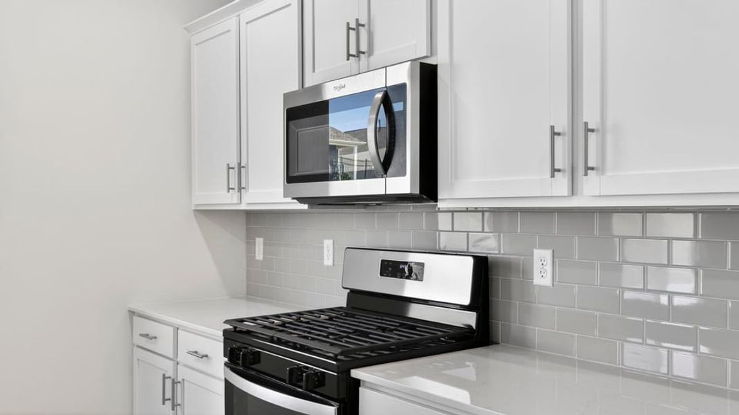 Furnished interior view inside a new home in Sage Grove, Lyman (Image 9).