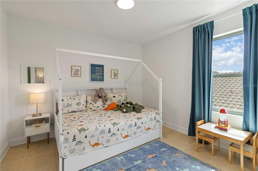 Furnished interior view inside a new home in , Sarasota (Image 15).