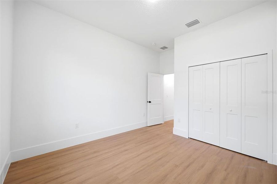 Spacious, unfurnished interior of a new home in , Dunnellon (Image 29). Spacious, unfurnished interior of a new home in , Dunnellon (Image 29).