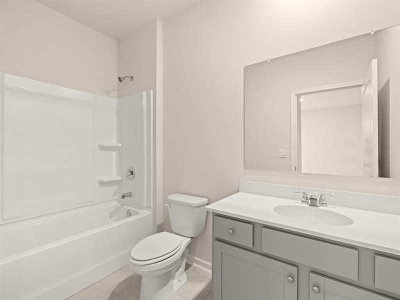 Furnished interior view inside a new home in Falcon Landing, Gainesville (Image 7).