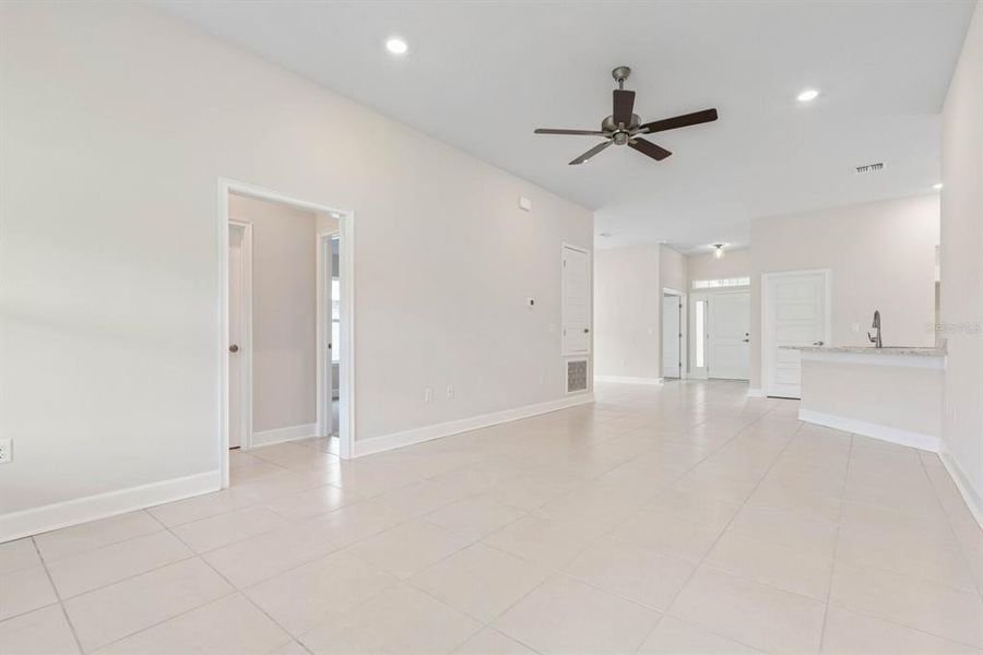 Spacious, unfurnished interior of a new home in , Palm Coast (Image 25).
