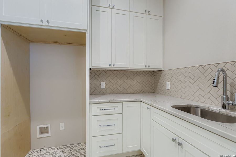Furnished interior view inside a new home in , San Antonio (Image 30).