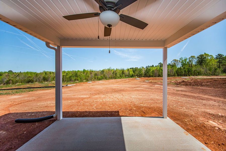 Representative furnished interior of a home built from the Archer by Enchanted Homes in Ballentine Ridge, Lyman (Image 15).