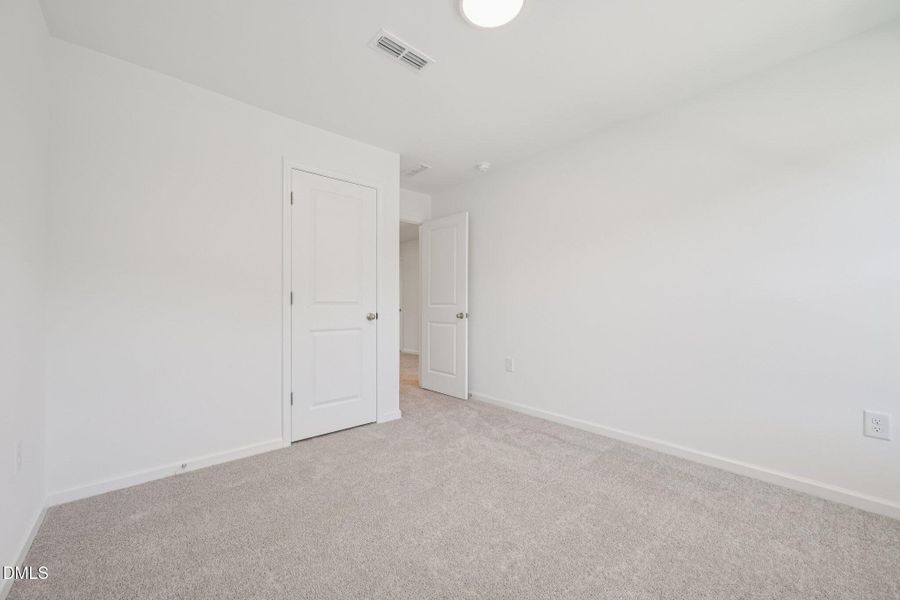 23-web-or-mls-Flagstone Way-S1010-023