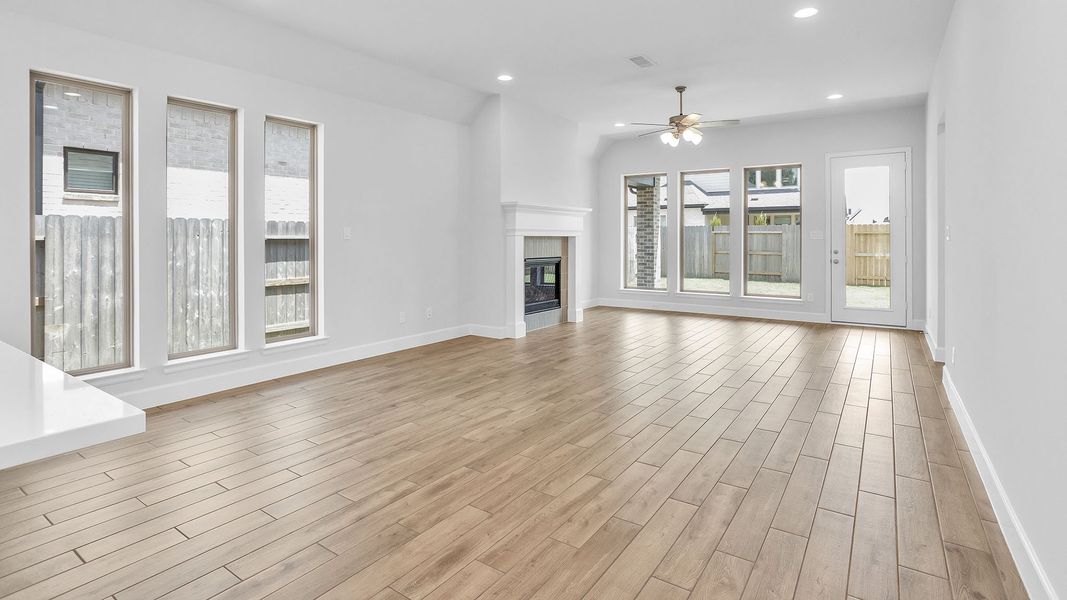 Spacious, unfurnished interior of a new home in Artavia, Conroe (Image 24). Spacious, unfurnished interior of a new home in Artavia, Conroe (Image 24).