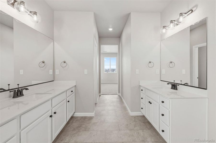 Furnished interior view inside a new home in , Aurora (Image 8).