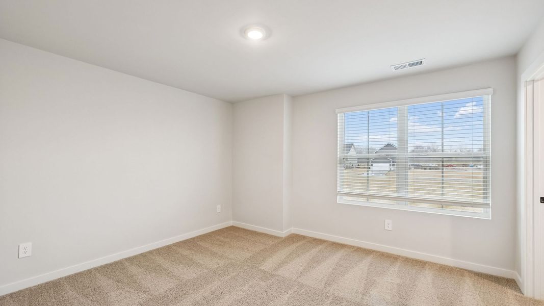 Spacious, unfurnished interior of a new home in Reserve at Hickory Ridge, Columbia (Image 48).